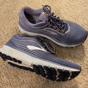 Brooks Ghost 12 Running Shoes